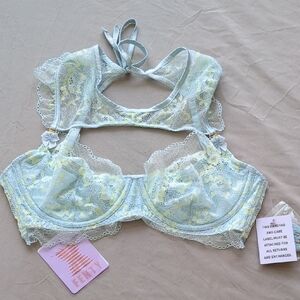 Savage X Fenty Pale Blue & Lemon Lace Underwire Bralette